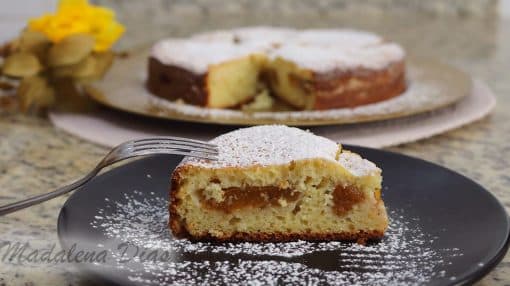 FOTO BOLO DE IOGURTE COM PESSEGO